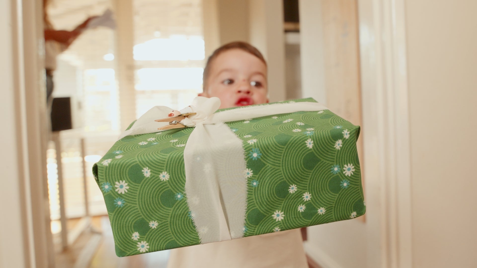 Gift Wrapping Service S-L - Wrap Happy Co