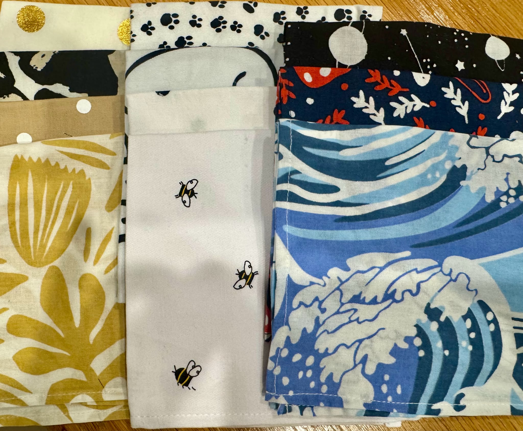 8 Pack Assorted Small Fabric Wraps 30x30 cm